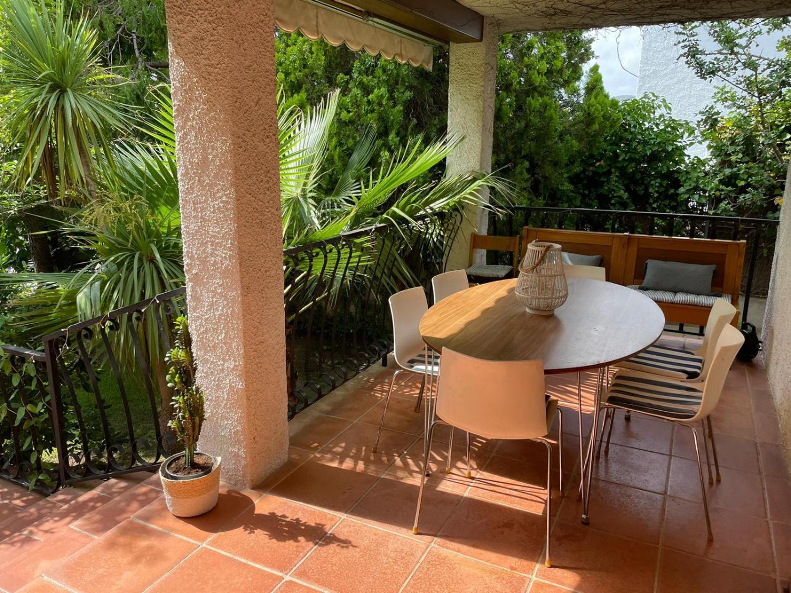 Casa Mediterranea Con Gran Jardin Y Piscina A 500 M De La Playa Roda de Bará Exterior foto